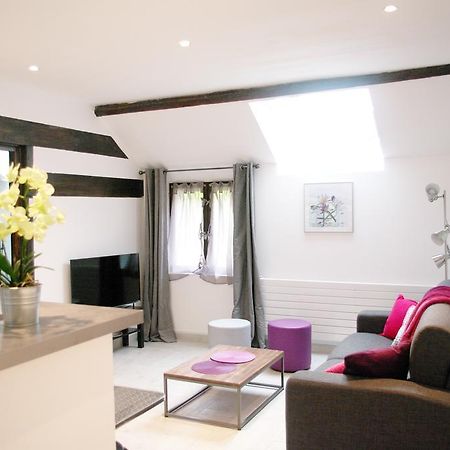 Fontenay-les-BriisEscalebelairアパートメント 部屋 写真