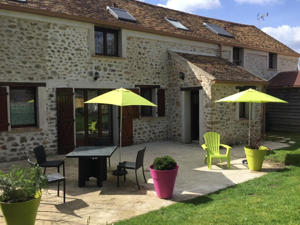 Fontenay-les-BriisEscalebelairアパートメント 部屋 写真