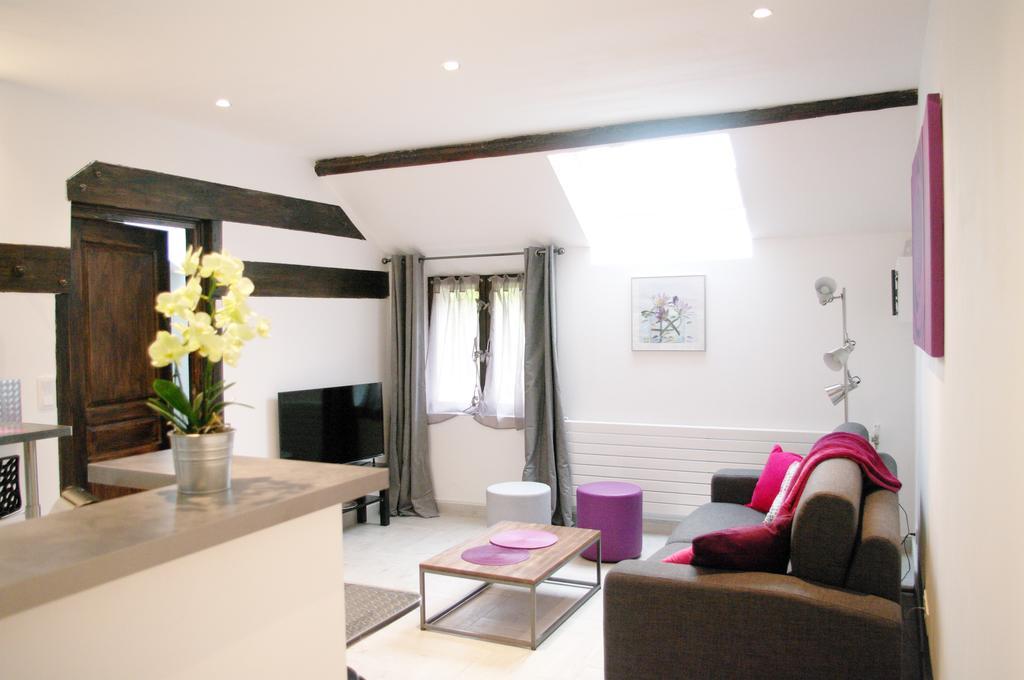 Fontenay-les-BriisEscalebelairアパートメント 部屋 写真