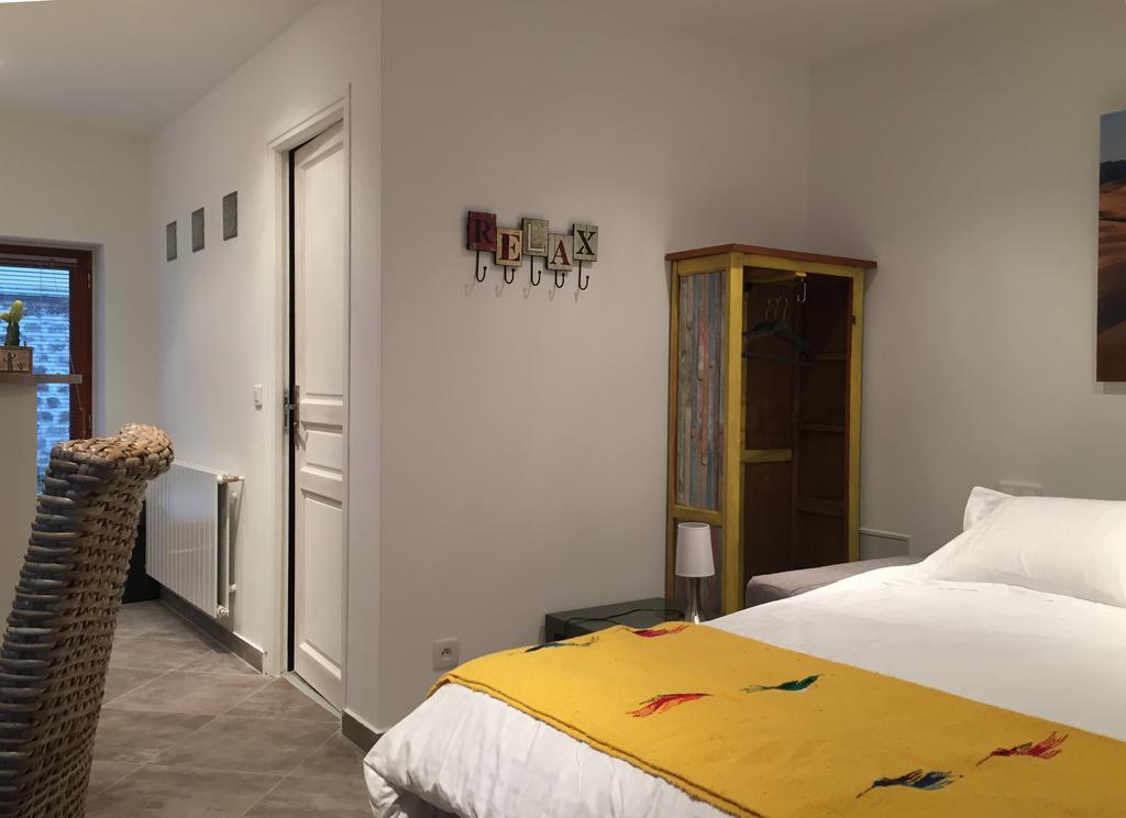 Fontenay-les-BriisEscalebelairアパートメント 部屋 写真