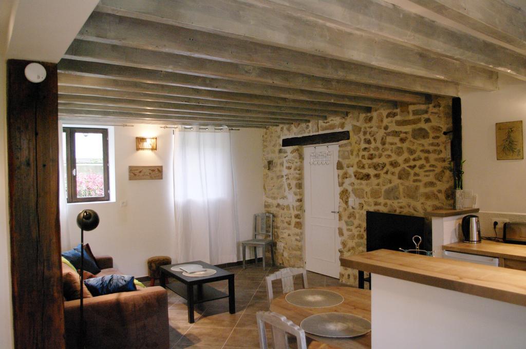 Fontenay-les-BriisEscalebelairアパートメント 部屋 写真